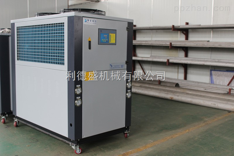 工业冷水机，上海风冷式冷水机，螺杆式冷水机组